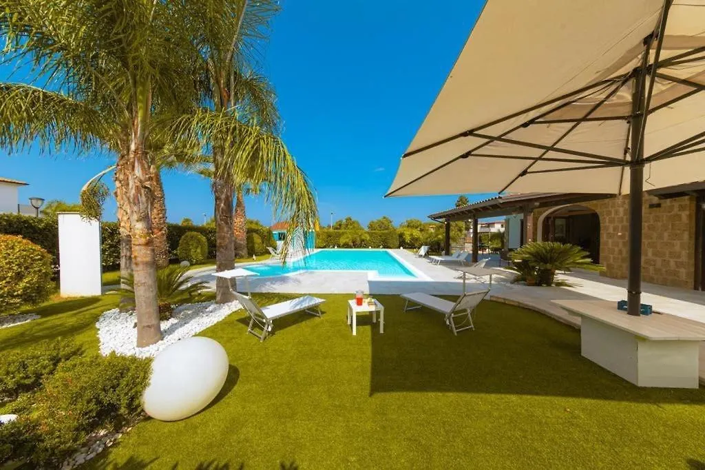 Villa Oxidiana With Pool And Garden Campofelice Di Roccella