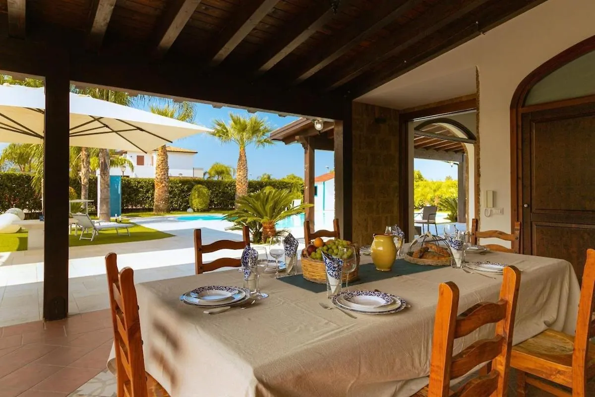 Villa Oxidiana With Pool And Garden Campofelice Di Roccella