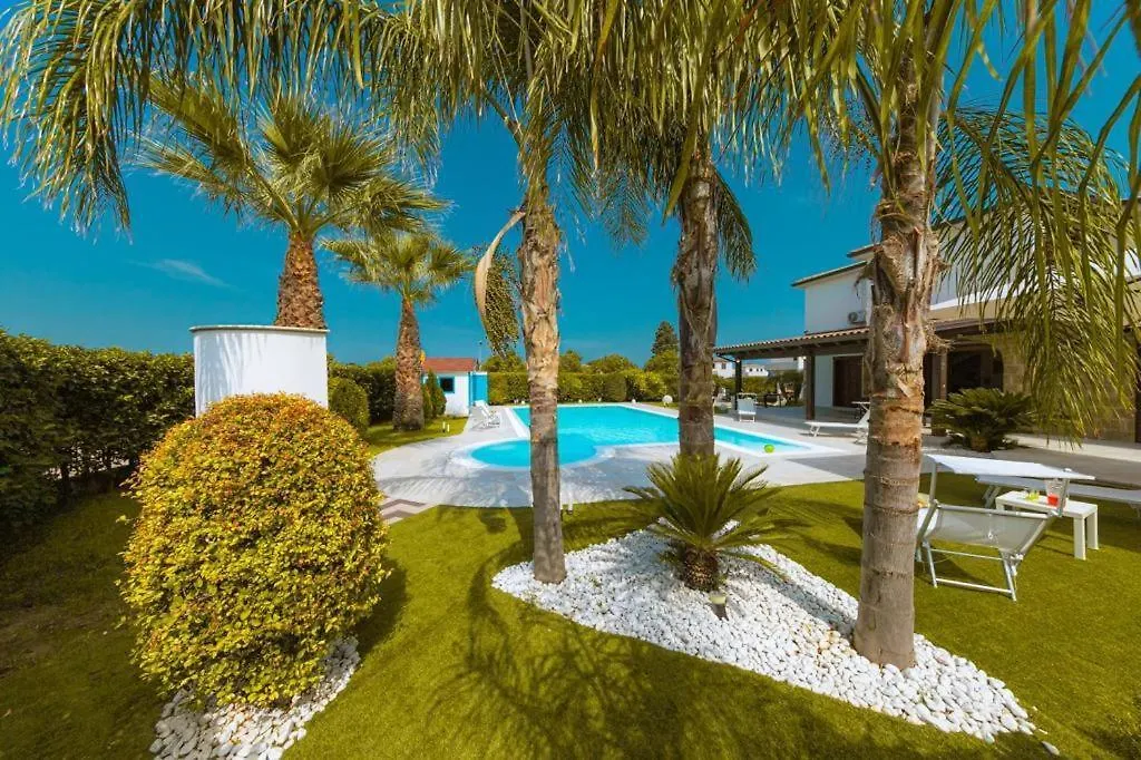 Villa Oxidiana With Pool And Garden Campofelice Di Roccella